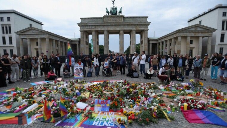 ataque parada lgbt alemanha