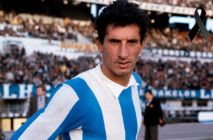 Antonio Rattín, lenda do Boca Juniors, morre aos 89 anos
