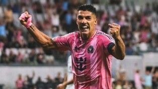 Luis Suárez celebra gol do Inter Miami contra o Chicago Fire