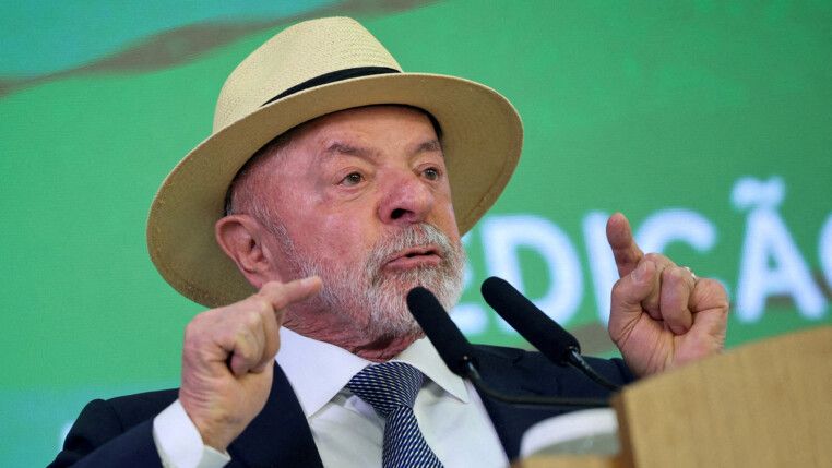 Lula pede votos na convenção do PT na Bahia