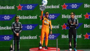 Pódio GP Da Holanda (Foto: REUTERS/Jakub Porzycki)