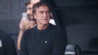 Cuca no jogo contra o Corinthians - Foto: Raul Baretta/ Santos FC