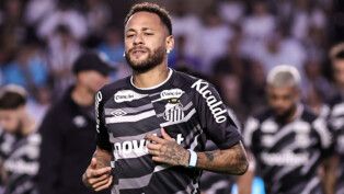 Neymar em jogo pelo Santos - Foto: FABIO GIANNELLI/AGIF - AGÊNCIA DE FOTOGRAFIA/ESTADÃO CONTEÚDO