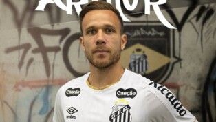 Arthur é anunciado pelo Santos