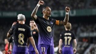 Soccer Football - LaLiga - Elche v FC Barcelona - Estadio Manuel Martinez Valero, Elche, Spain - August 23, 2026 FC Barcelona's Raphinha celebrates scoring their third goal REUTERS/Pablo Morano