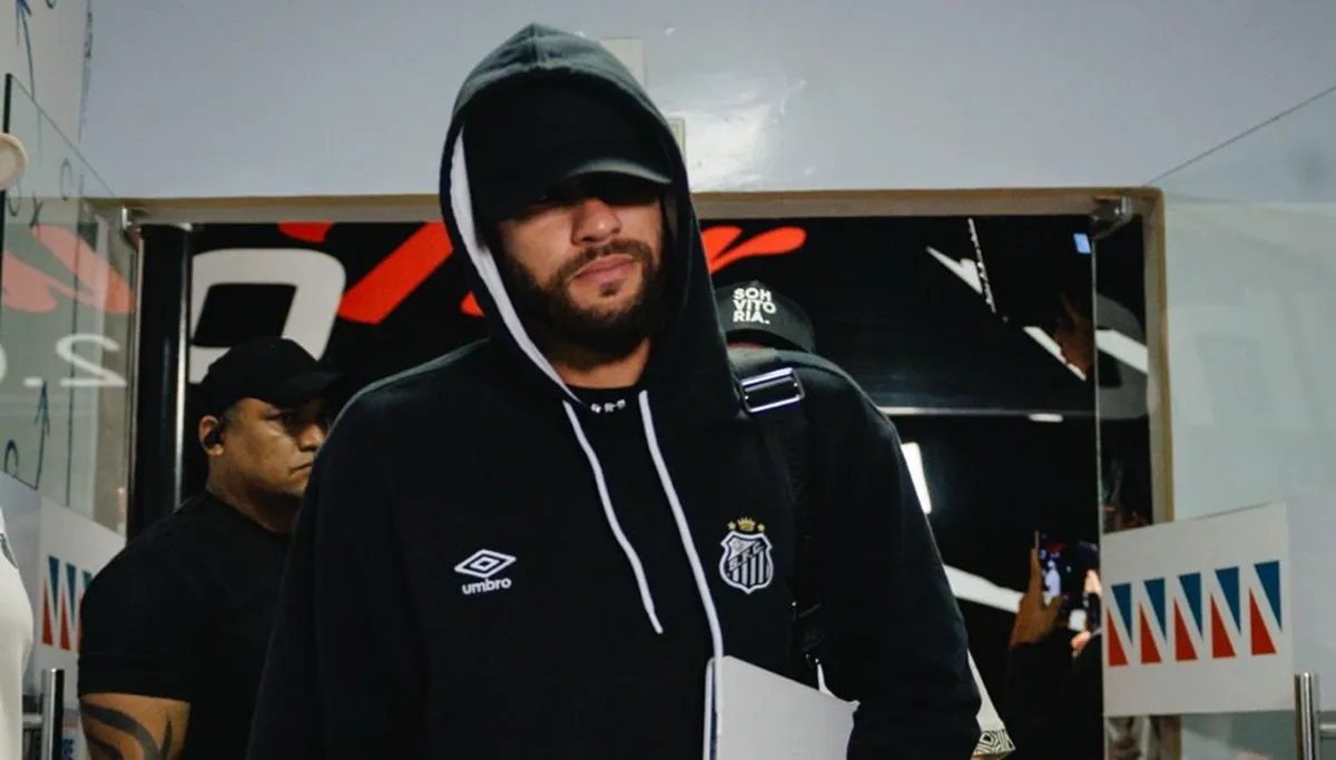 neymar-provoca-torcedor-ap-s-vit-ria-do-santos-beijo-pra-tua-mulher