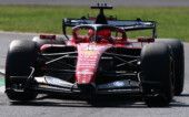 Charles Leclerc da Ferrari na pista antes da corrida (Foto: REUTERS/Guglielmo Mangiapane)