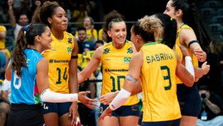 Brasil vence Venezuela no Sul-Americano de Vôlei