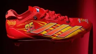 Chuteira da Adidas inspirada no filme "Carros", da Pixar