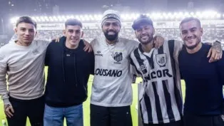 Neymar, Gabigol, Coutinho e amigos na Vila Belmiro